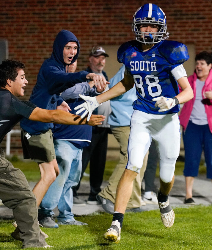 Community keeps embracing South’s football team News, Sports, Jobs Williamsport SunGazette